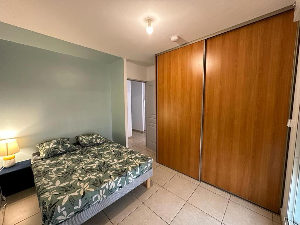 Appartement T3 Proche Aeroport Et Nordev Sainte-Clotilde Eksteriør bilde