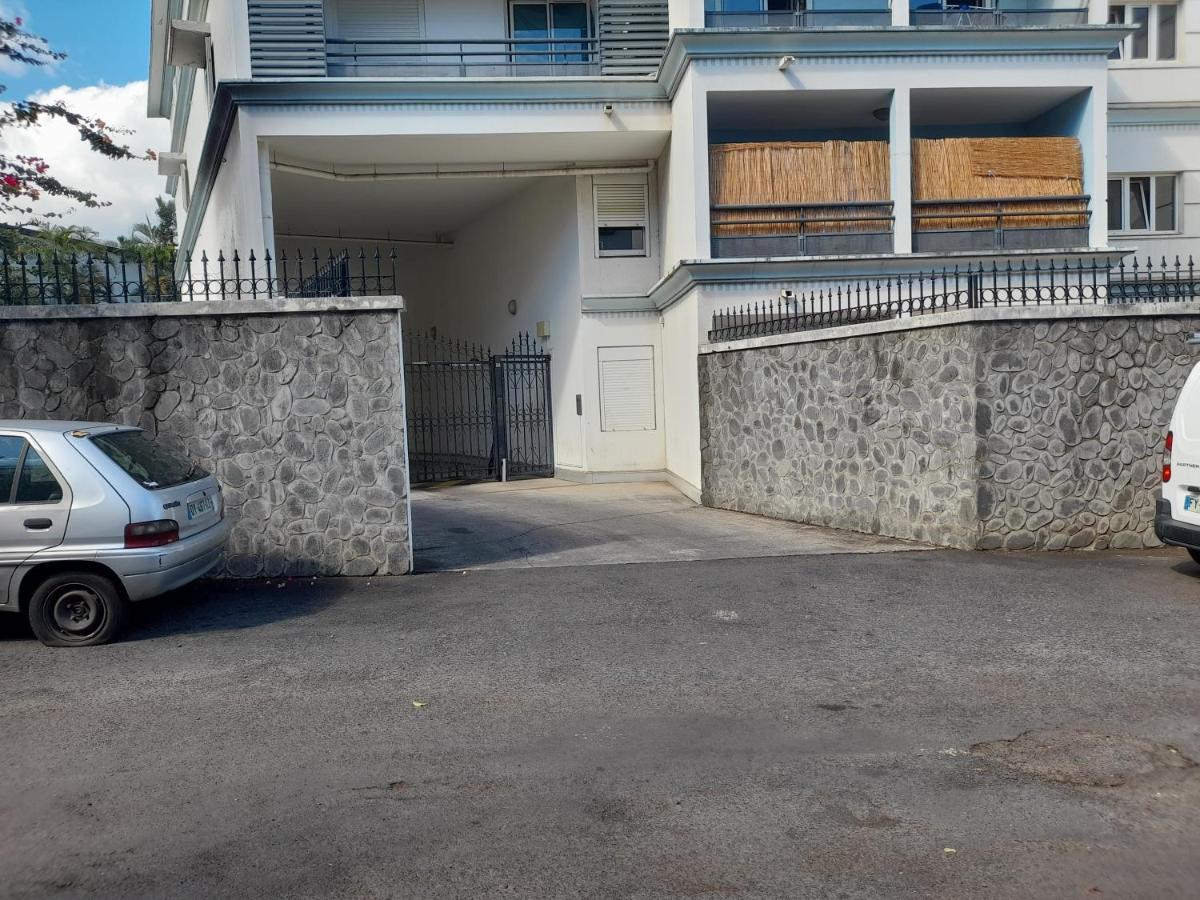 Appartement T3 Proche Aeroport Et Nordev Sainte-Clotilde Eksteriør bilde